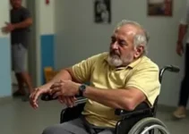 pai agride filho cadeirante em João Pessoa